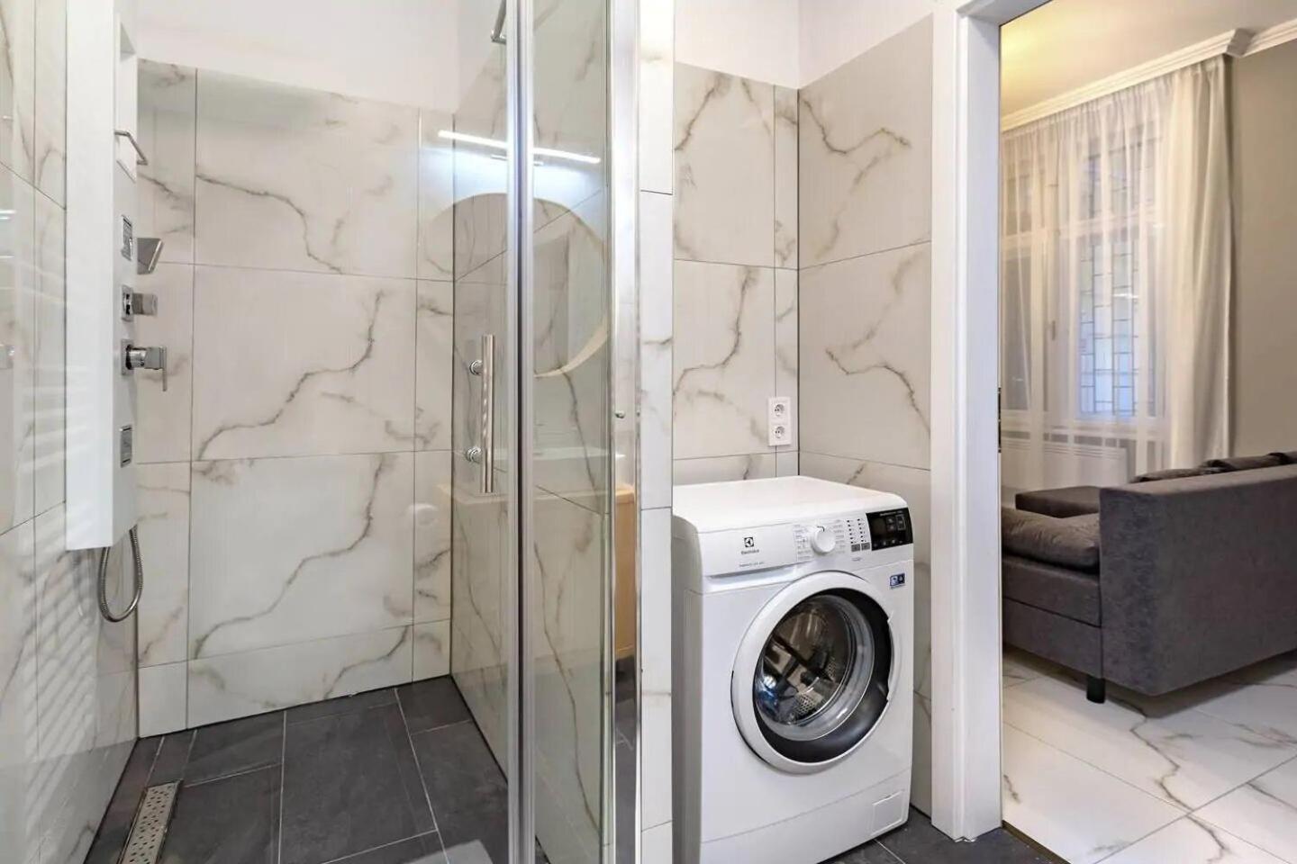 דירה Luxurious In The Heart Of